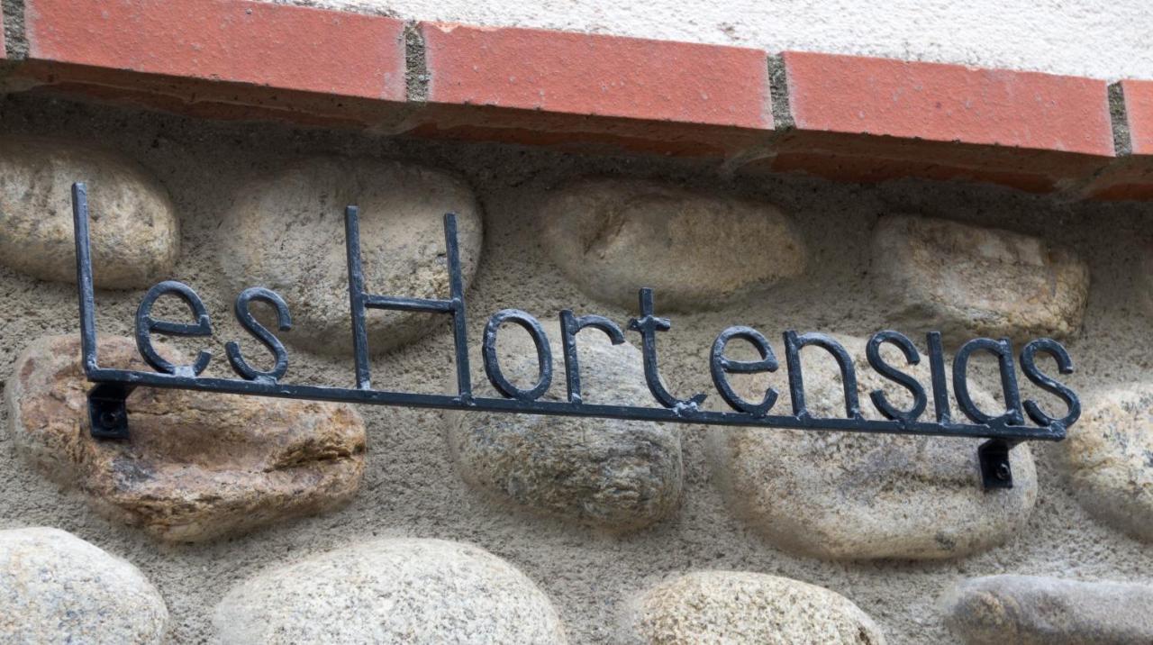 Les Hortensias Millas Luaran gambar